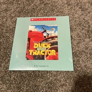 ✨5/$25✨Brand New Duck on a Tractor Book on CD